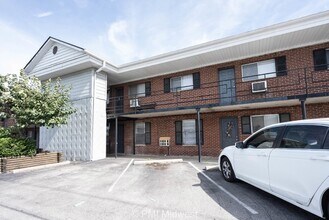 Building Photo - 7046 E US Hwy 36