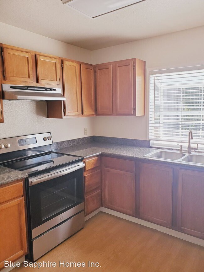 Foto del edificio - 1 br, 1 bath House - 505 Canyon Oaks Dr APT G