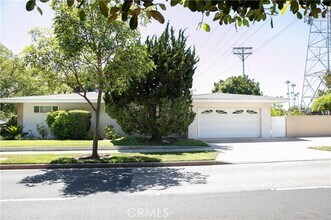 Building Photo - 1203 Laster Ave