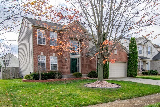 Building Photo - 7598 Warwick Dr