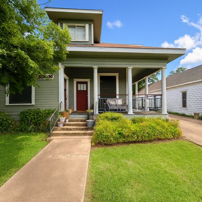 Foto del edificio - 110 E 30th St