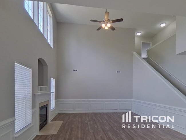 Building Photo - 7135 Tabor Falls Dr