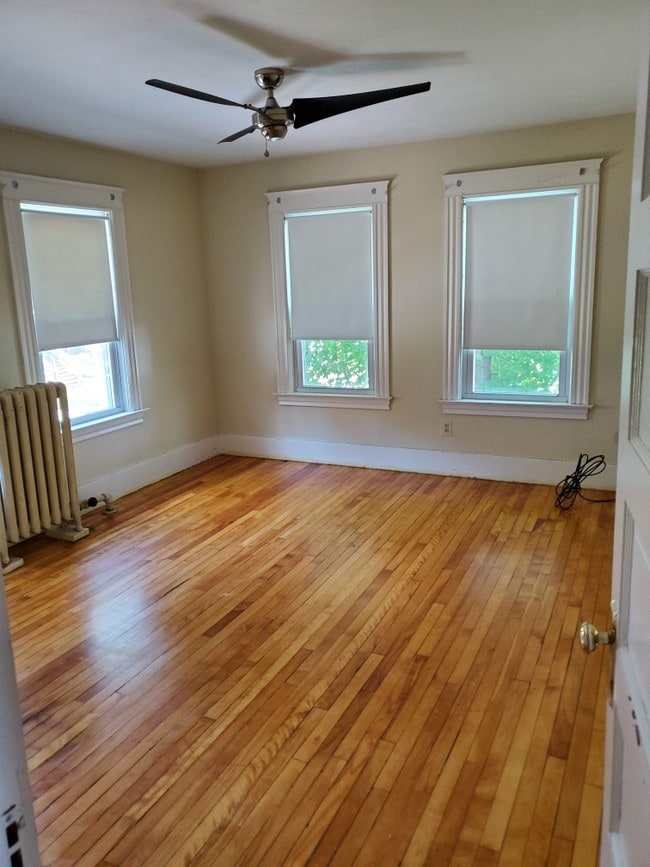 Building Photo - 5 Maple Terrace
