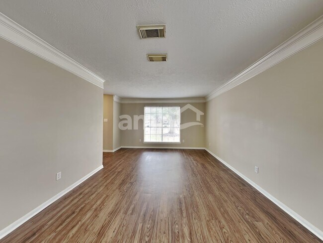 Foto del edificio - 3631 Windmoor Dr
