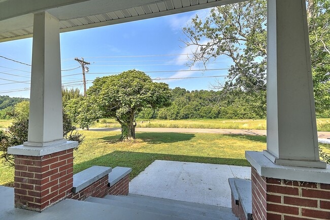 Building Photo - 4470 Lonesome Pine Trail