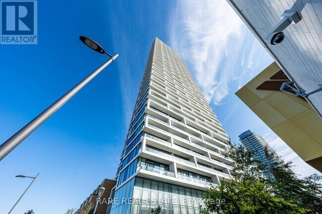 Photo du bâtiment - 5 Buttermill Ave.