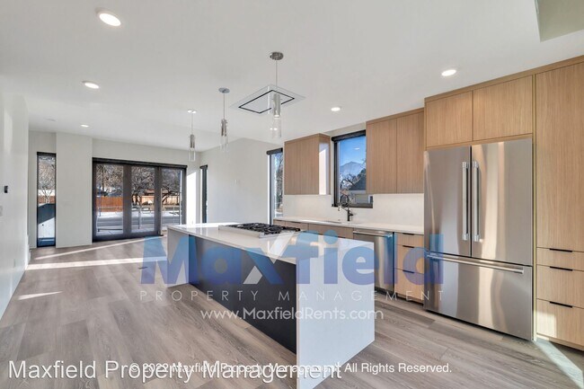 Foto del edificio - 2 br, 2 bath House - 1802 South 2100 East