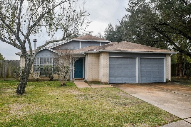 Photo - 15315 Cedar Ridge Dr House