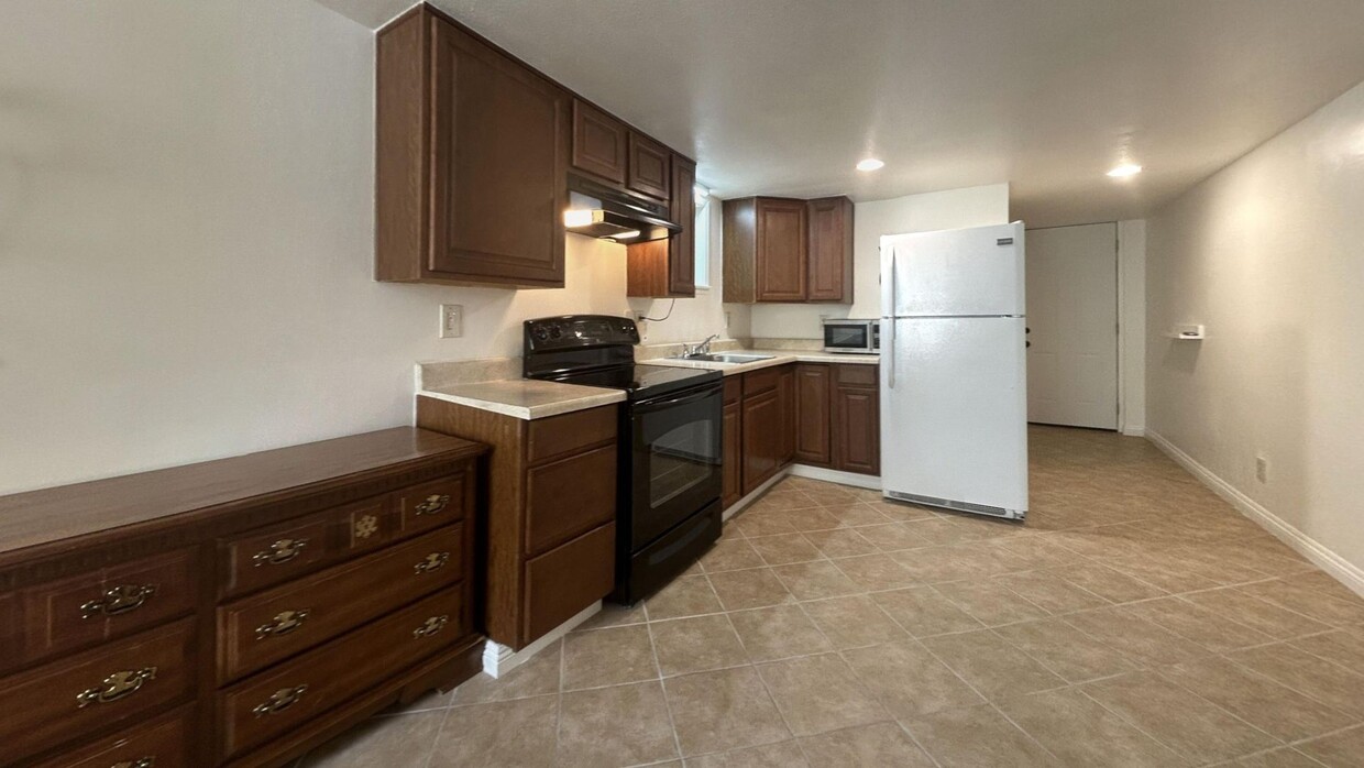 Primary Photo - Cozy Studio Apartment in South Redlands!