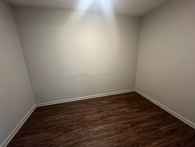 Foto del edificio - 3 bedroom 2 bathroom home