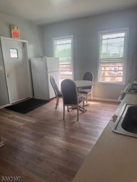 Photo - 329 Wagaraw Rd House