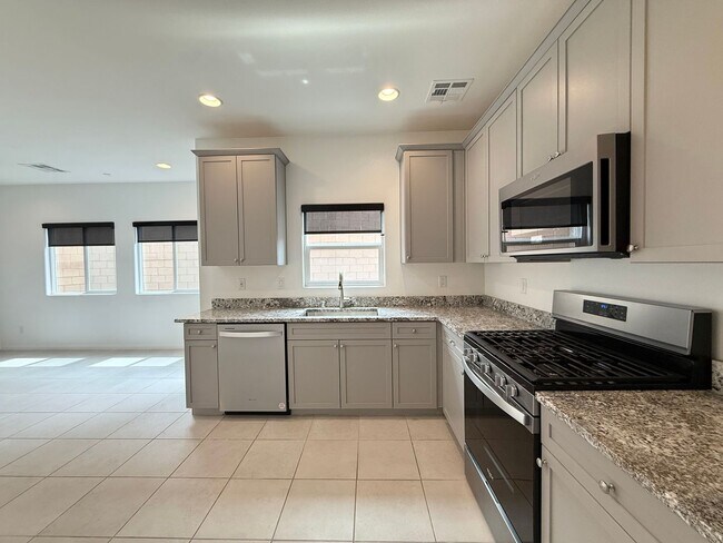 Foto del edificio - Brand-New 4-Bedroom Home in Cadence with Mountain Views & Modern Upgrades