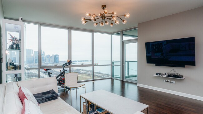 Foto del edificio - 1201 S Prairie Ave