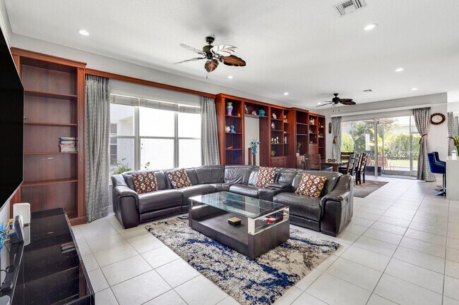 Foto del edificio - 19084 Skyridge Cir