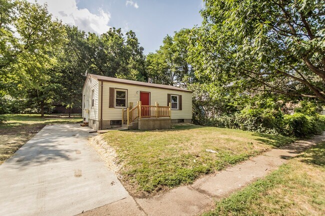 Foto del edificio - Cozy 2 Bedroom House