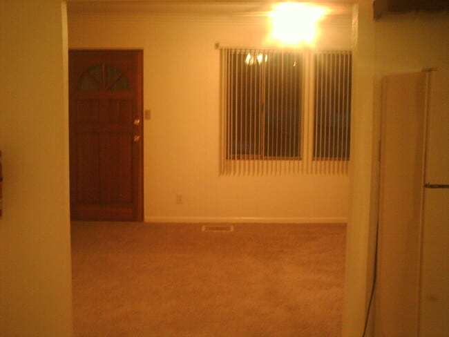 Building Photo - 1643 Keith Dr NE