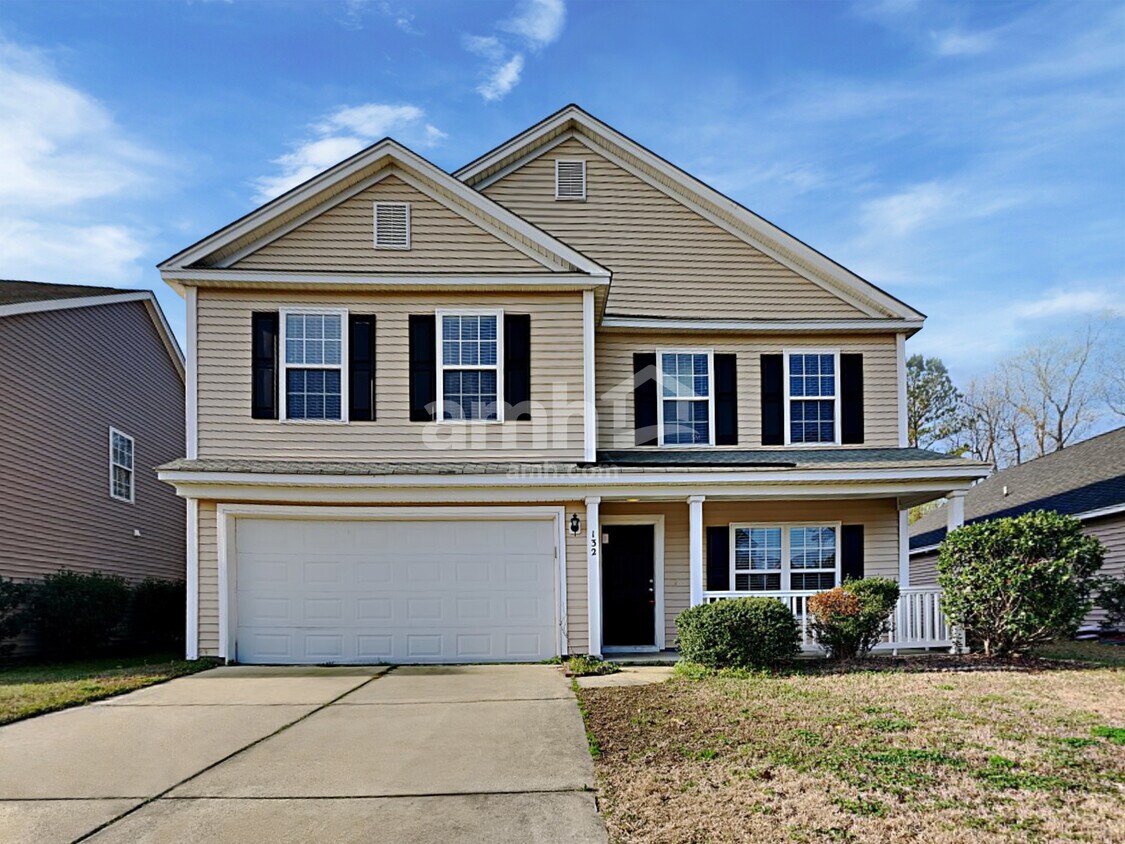 Foto principal - 132 Wildberry Ln