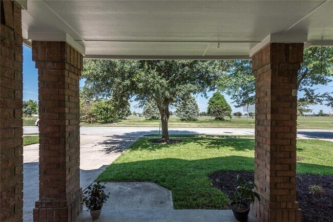 Building Photo - 3761 Rod Carew Dr