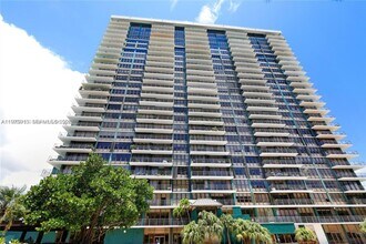 Building Photo - 780 NE 69th St