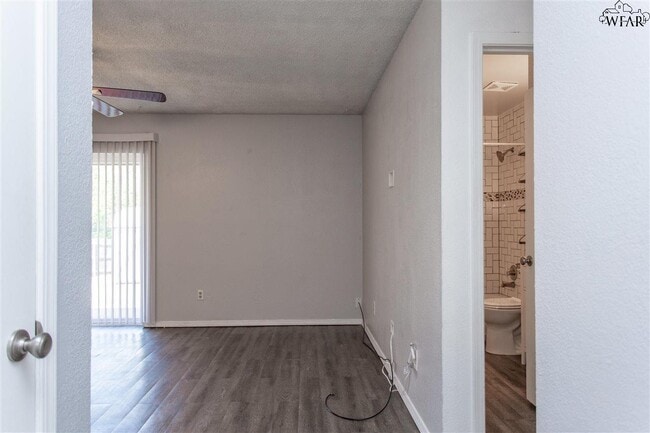 Foto del edificio - 5238 Kingston Dr