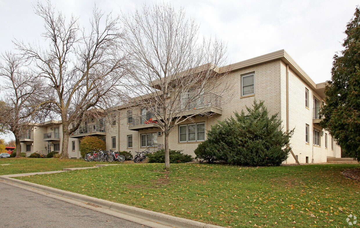 Foto del edificio - 2924-2930 Snelling Ave N