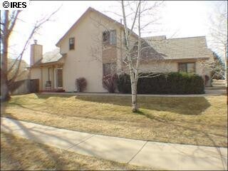 Primary Photo - 2 bed 2 bath 2 car garage home near bike t...