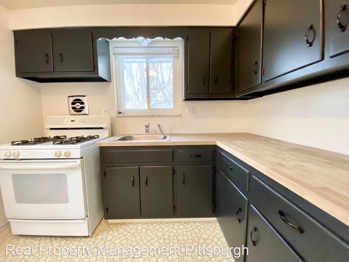 Foto principal - 3 br, 1 bath House - 181 Johnston Rd