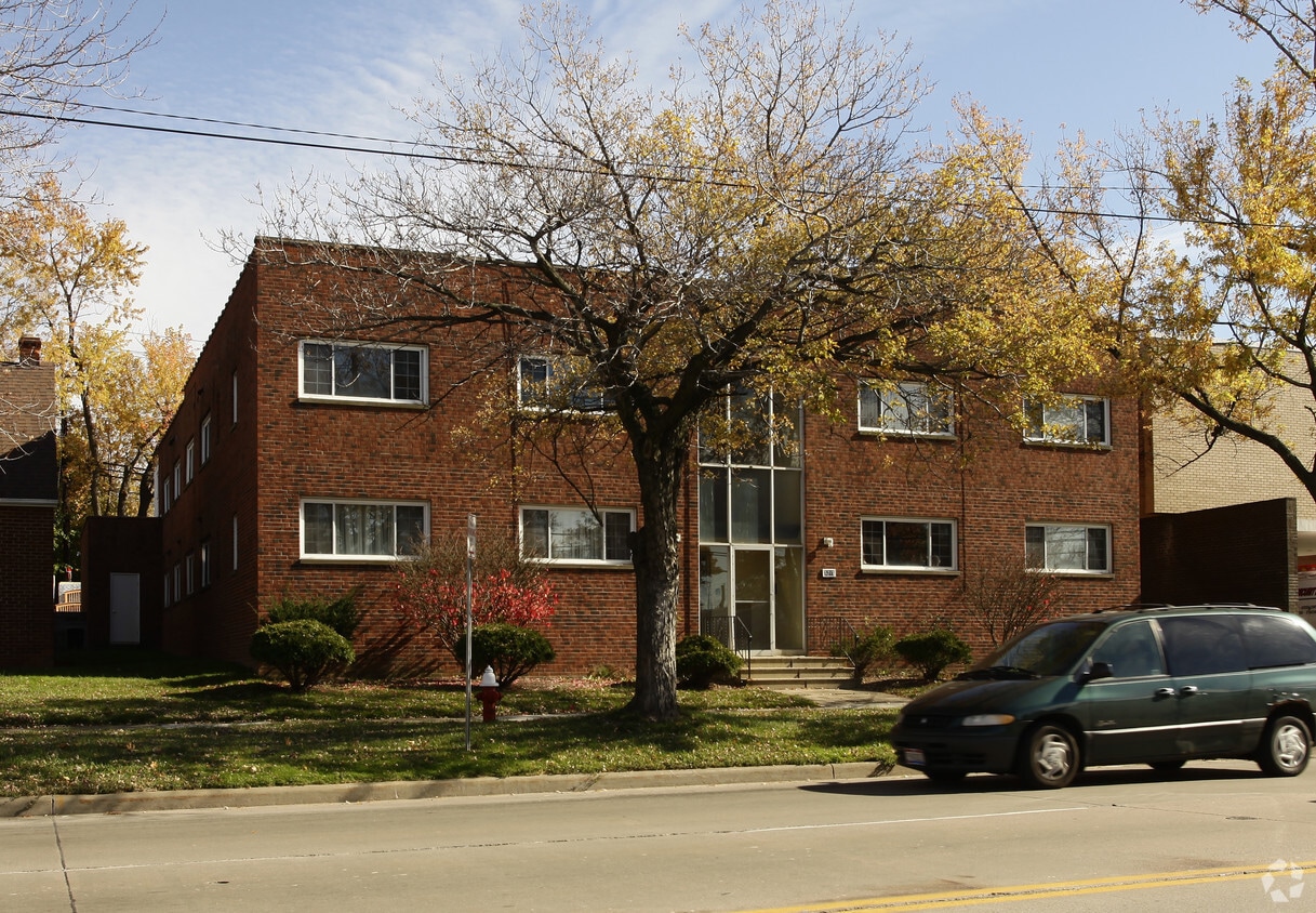 The Claire Warrensville Building Apartments in Maple Heights, OH