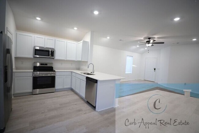 Foto del edificio - New construction in Jonesboro - beautiful 3bed / 2 bath home - Nettleton!!