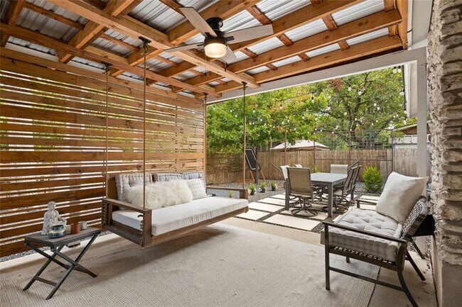 Foto del edificio - 1808 St Albans Blvd