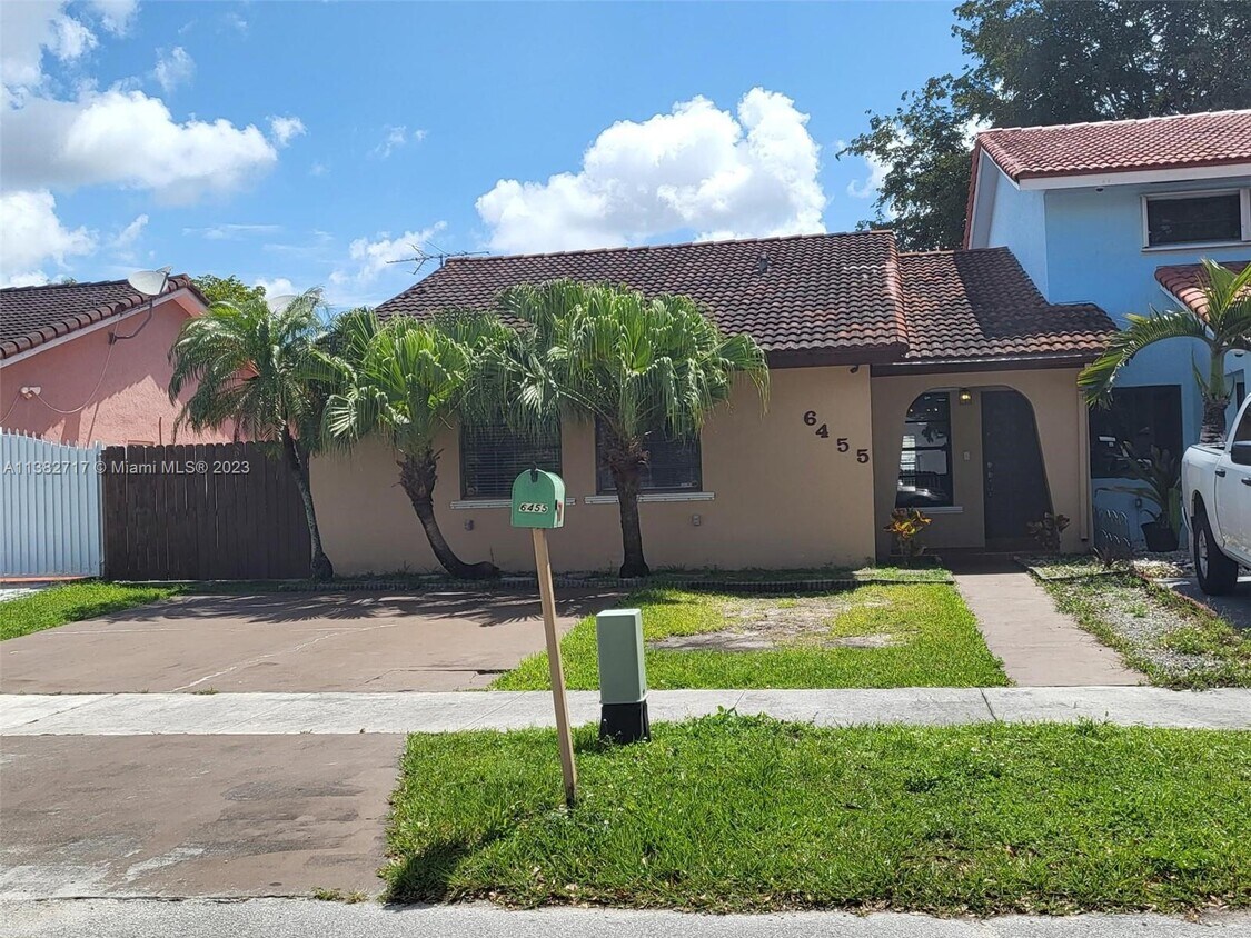 6455 SW 135 Av, Miami, FL 33183 House Rental in Miami, FL