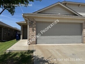 Building Photo - 2421 Finesilver Ln