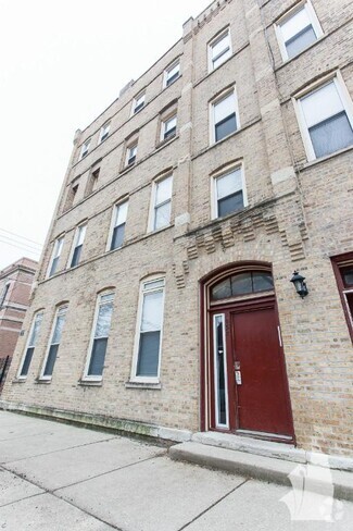 Building Photo - 2061 N Hoyne Ave