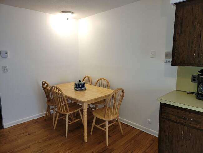 Building Photo - 88 Feronia Way