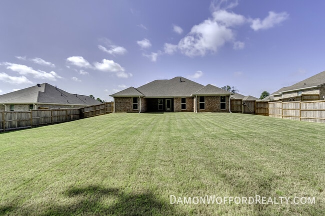 Building Photo - 538 Patrick Farms Dr