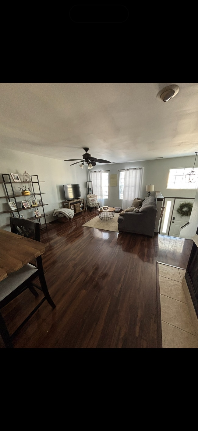 Sala de estar - 1454 Fox Hound Trl