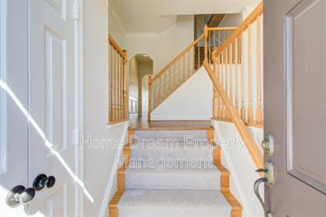 Photo - 5946 Wescott Hills Way House