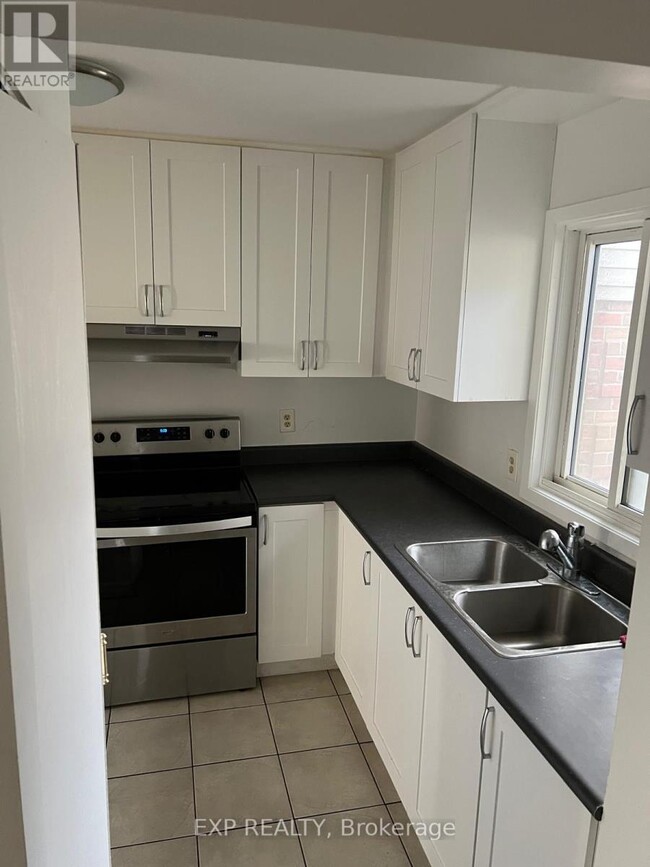 Building Photo - 151 Bonaventure Dr