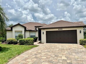 Building Photo - 4061 King Tarpon Dr