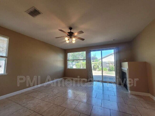 Building Photo - 10920 Bellone Way