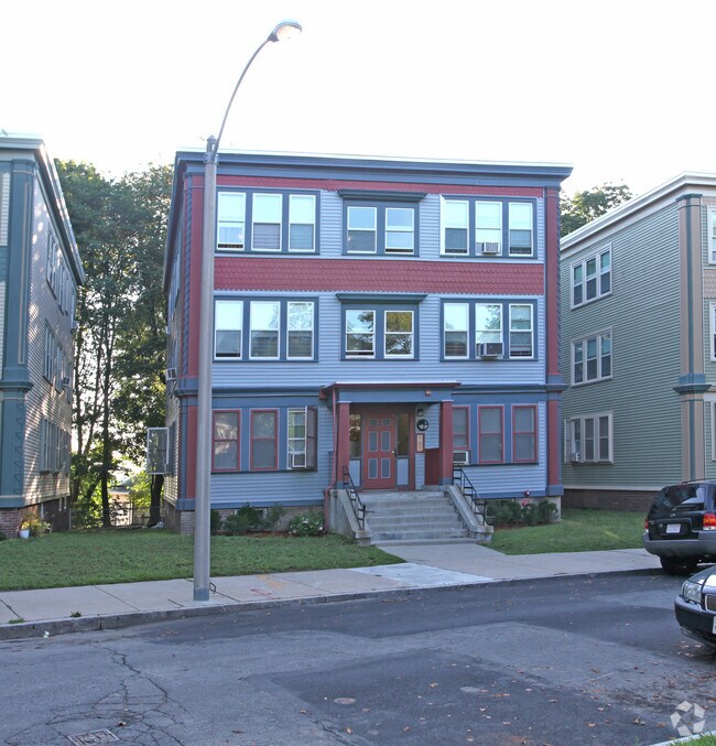 Building Photo - 20-32 Bowdoin Ave