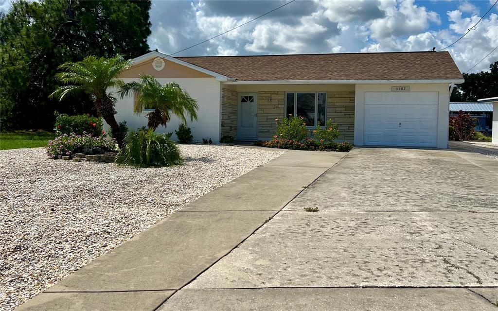 Foto principal - 3507 W Shell Point Rd