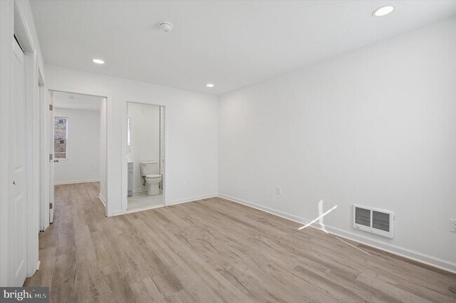 Foto del edificio - 4926 W Thompson St