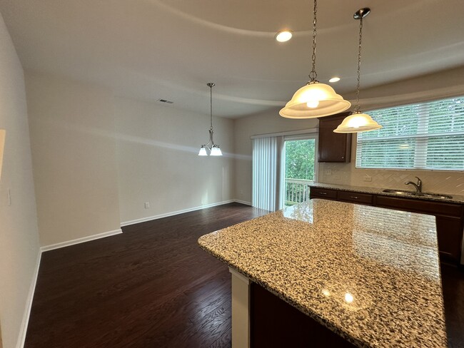 Foto del edificio - 1460 Salem Creek Dr