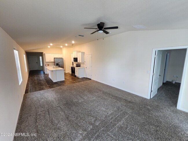 Foto del edificio - 2295 Falling Star Ln