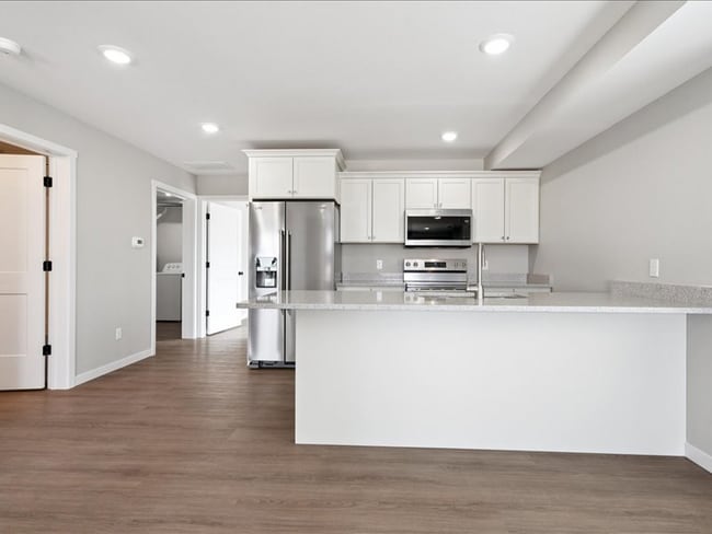 Building Photo - 7028 Thunder Vly Dr