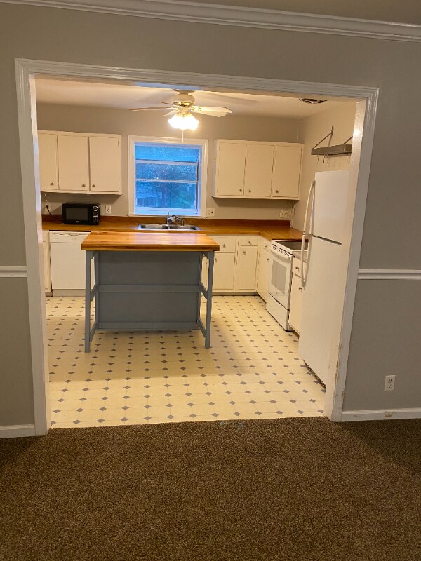 Building Photo - 3704 Tremont Dr
