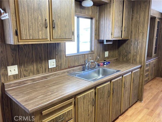 Building Photo - 1635 Santa Susana Dr