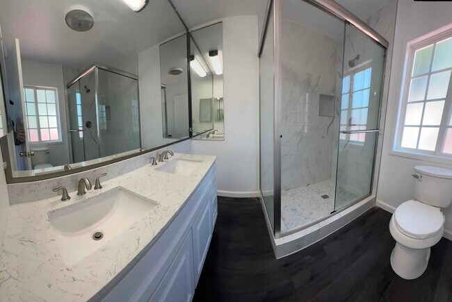Foto del edificio - 17208 Braxton St