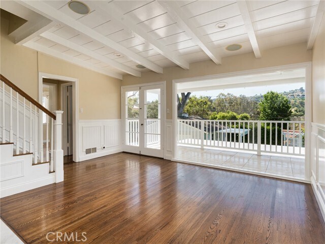 Foto del edificio - 3220 Palos Verdes Dr N